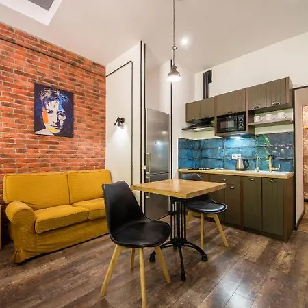 Appartement Self Check-in Near Landscape Alley Kiev